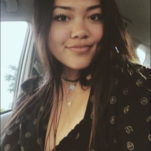 Meet your Posher, Hannah